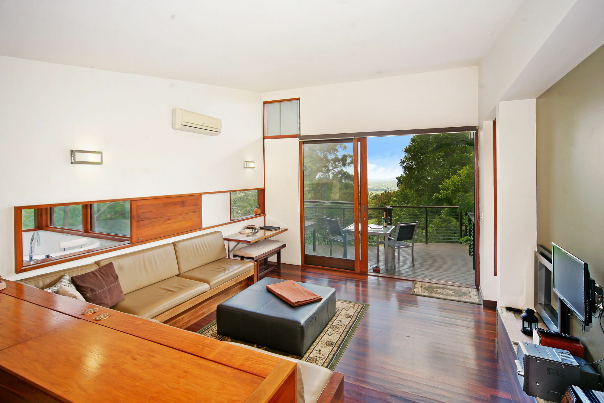 Ocean View * Montville